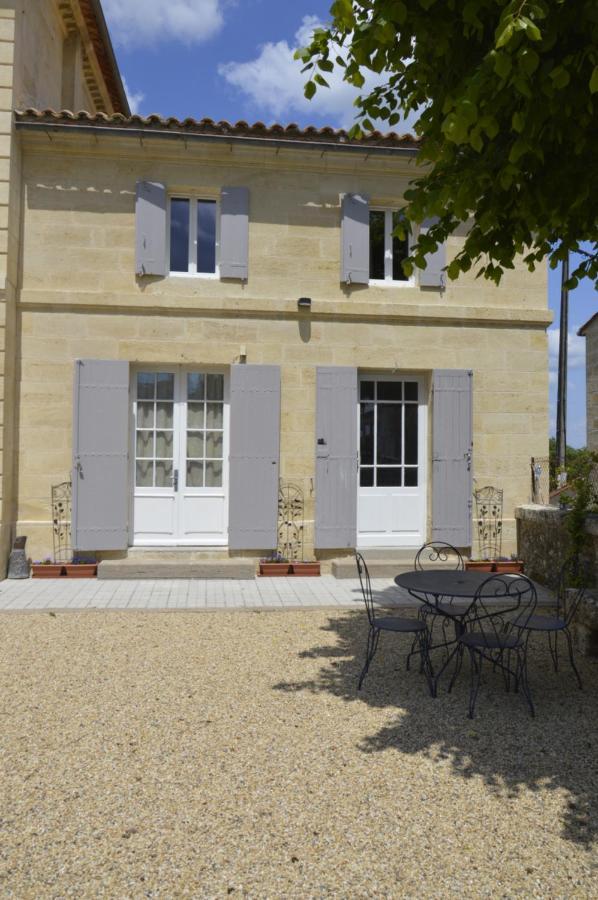 Chateau Nardon Crimon Hotel Saint-Christophe-des-Bardes ภายนอก รูปภาพ